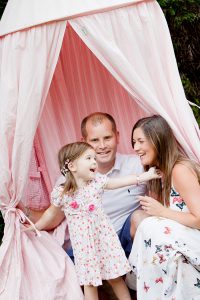 Fun, relaxed and naturel portrait photography in Worcestershire